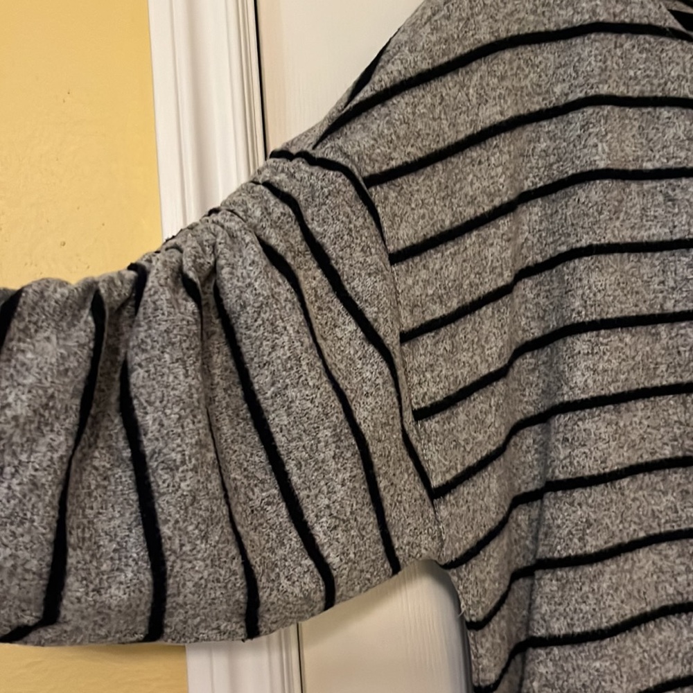 Soft, Fuzzy Top With Fun Rouched Sleeves! - Picture 2 of 7
